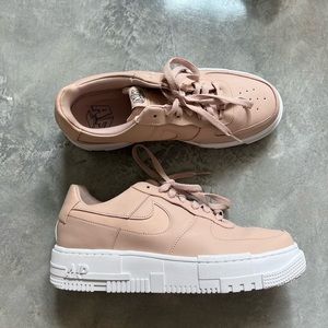 Blush AF1’s